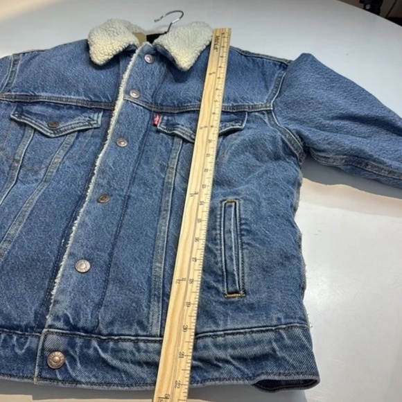 Levi's Ex-Boyfriend Sherpa Trucker Jacket Size Extra Small NEW - Picture 3 of 5